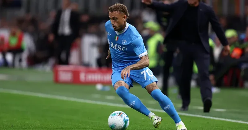 Ezeli rakipler, Noa Lang transferi için karşı karşıya!