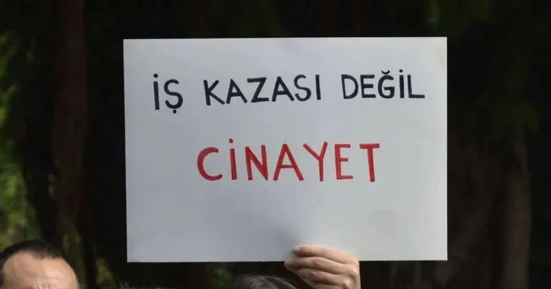 Üzerine demir parça düşen işçi hayatını kaybetti