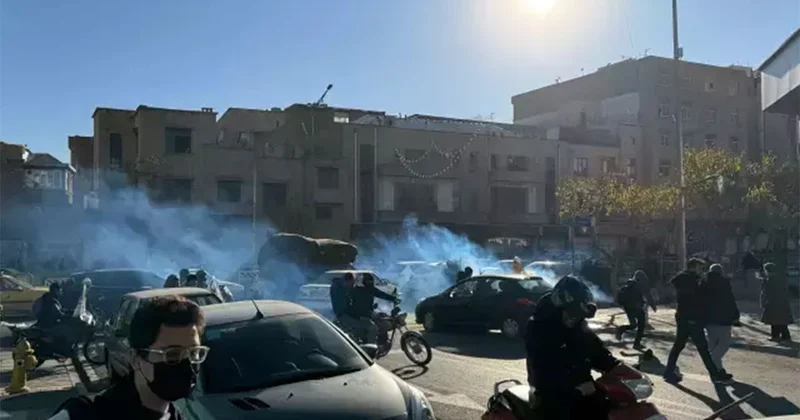 Trump ın İran a müdahale edeceği iddia ediliyor