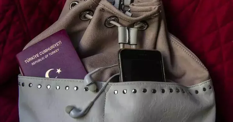 Sadece kimlik pasaport yetiyor! Türk vatandaşlarının vizesiz gidebileceği ülkeler belli oldu