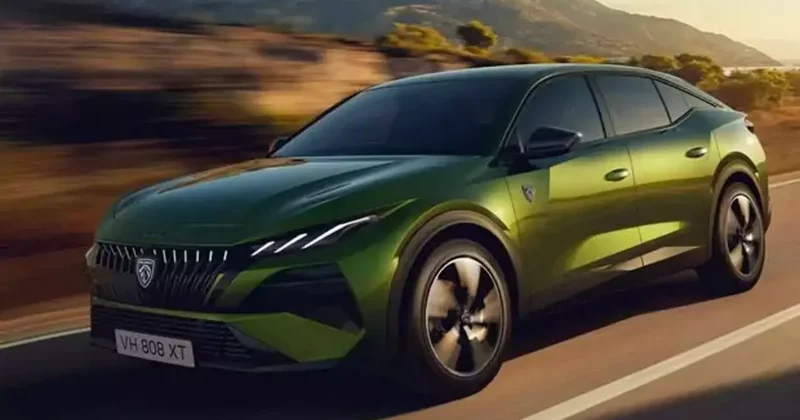 Peugeot 408 yenilendi: Üç motor seçeneği, tek fastback çizgi