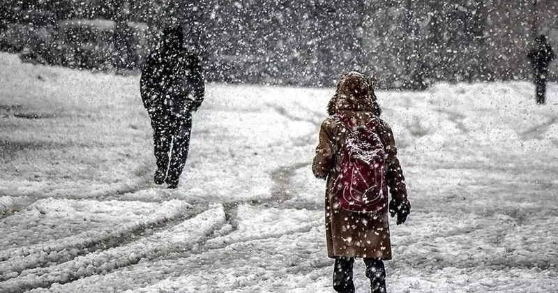 Valilik duyurdu! İstanbul da 12 Ocak Pazartesi günü okullara kar tatili