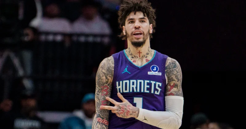 Hornets rakibini sahadan sildi: 55 sayı fark Basketbol Haberleri