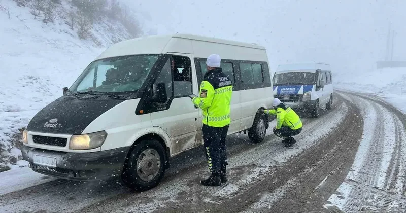 Jandarmadan sürücülere hayati uyarılar