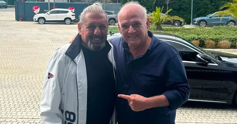 Derbide penaltı tartışması! Erman Toroğlu başka söylüyor Ahmet Çakar başka: Hangisi doğru hocam!