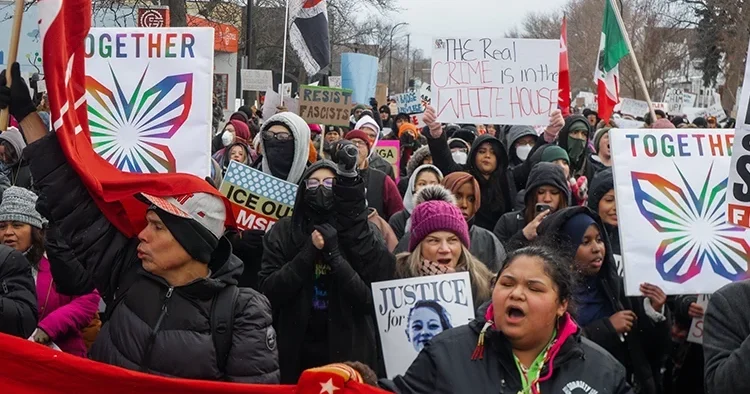 ABD de ICE cinayeti infial yarattı: Binlerce kişi sokaklarda