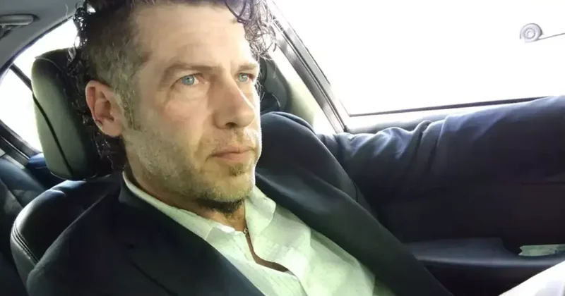 Yapay zeka skandalı: Ünlü müzisyeni yanlışlıkla cinsel suçlu ilan etti