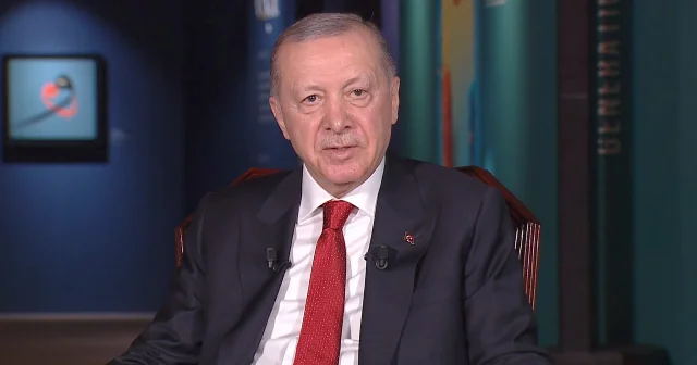 Cumhurbaşkanı Erdoğan’dan anne ve babalara anlamlı mesaj: Allah ın rızası çerçevesinde... VİDEO İZLE