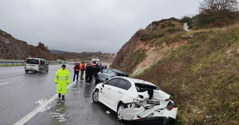 İstanbul İzmir Otoyolu nun Balıkesir kesiminde zincirleme kaza: 1 ölü