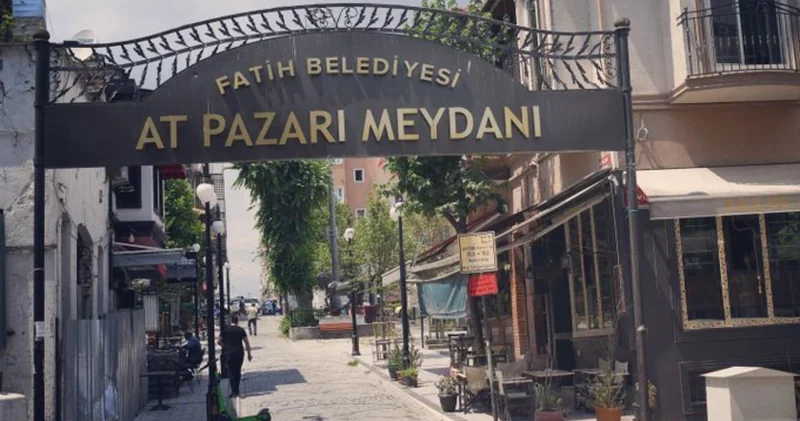 Ertuğrul Özkök: At Pazarı nın gençleri, cevabı artık siz verin bu densizliğe!