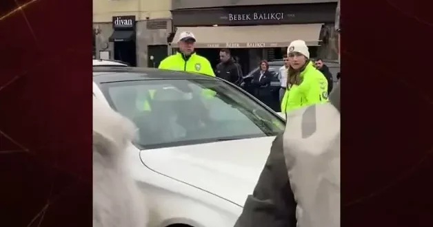 Bebek’te trafikte ilginç hareketler sergileyen kadın hastaneye yatırıldı