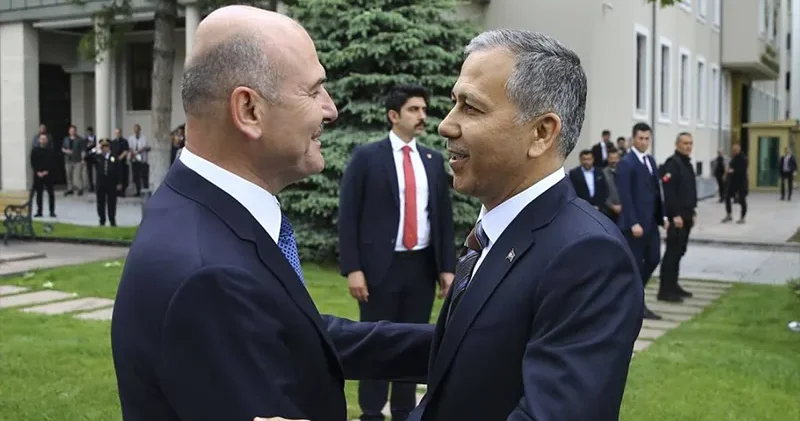 Süleyman Soylu dan İçişleri Bakanlığı görevinden alınan Ali Yerlikaya ya: Bugüne kadar ortaya koyduğu emek ve hizmetler için teşekkür ediyorum
