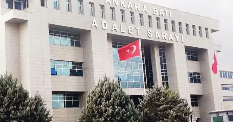 Emanete hıyanet etti... Hırsız memur altınları çaldı