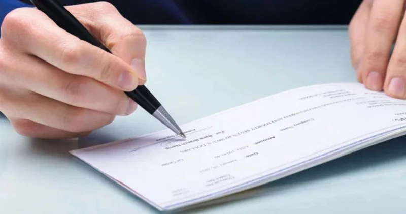 İş dünyasında 300 milyon liralık sahte çek krizi! Şeytanın aklına gelmez