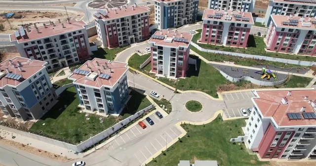 Depremzedeler açıklanan konut fiyatlarını memnuniyetle karşıladı Adıyaman Haberleri