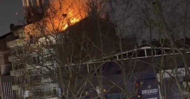 7 katlı binanın çatısında korkutan yangın Kocaeli Haberleri