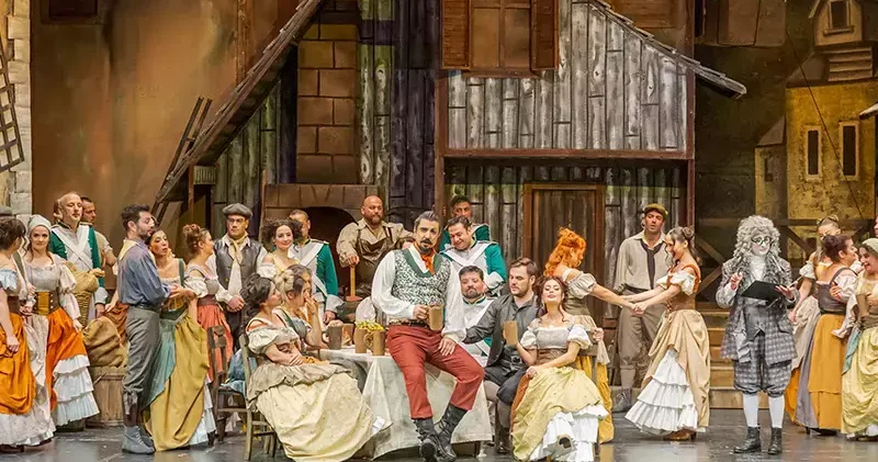 Şubatta perde sanat için açıldı