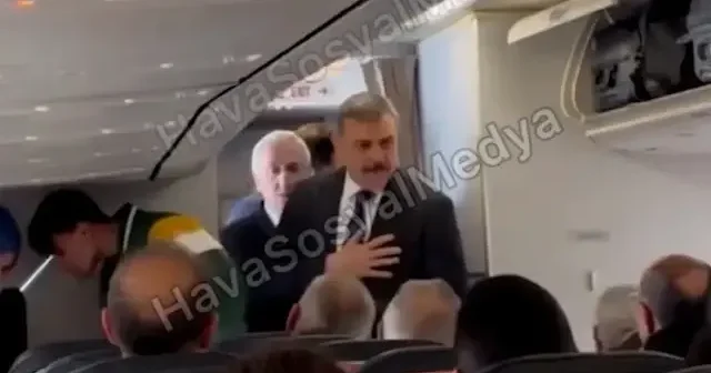 Yeni Bakan Ankara yolunda: İçişleri Bakanlığı görevine atanan Mustafa Çiftçi uçakta görüntülendi VİDEO İZLE