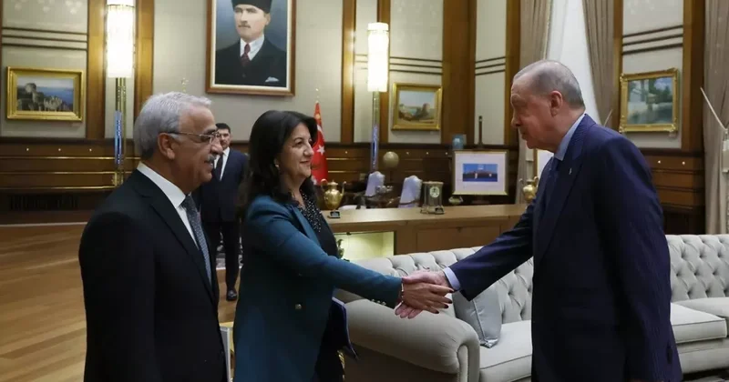 Külliye de Terörsüz Türkiye zirvesi! Erdoğan DEM Parti heyetini kabul etti