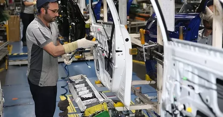 Alman devi yüz binlerce aracı geri çağıracak! İşte etkilenen modeller...