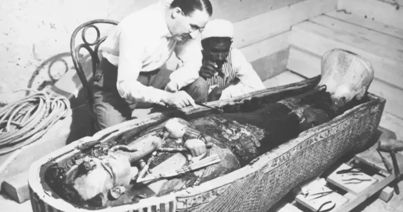 Tutankamon un göz kamaştırıcı mezarı nasıl keşfedildi?