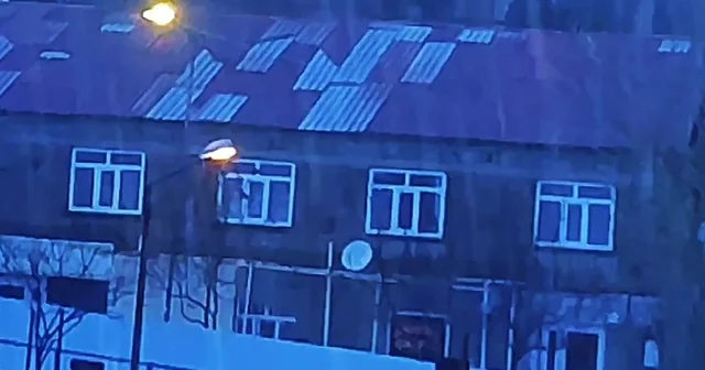 Bitlis te çakan şimşekler geceyi gündüze çevirdi Bitlis Haberleri