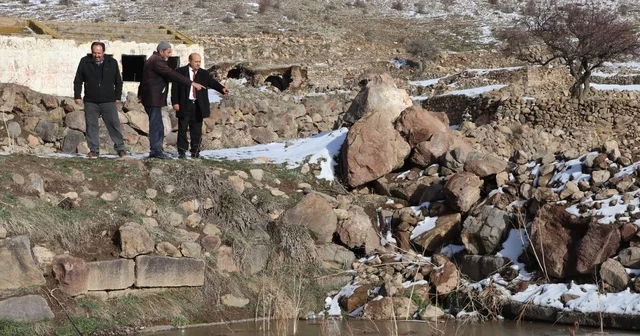 Erciyes in eteklerinde heyelan riski nedeniyle taşınan mahalledeki bin yıllık Roma havuzu tahrip edildi Kayseri Haberleri