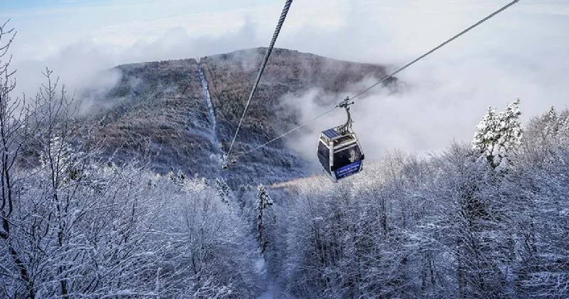 9 kilometrelik hatta 140 kabinle yolcu taşıyor: Yolculuk 22 dakika sürüyor