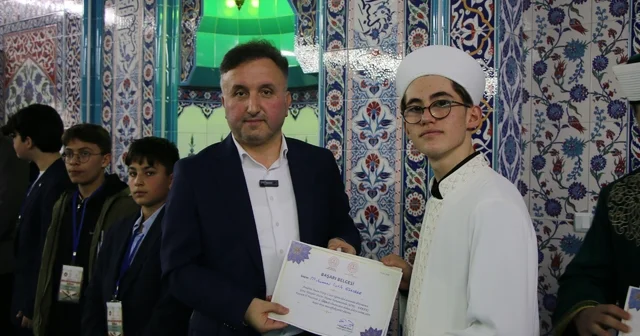 Kayseri de imam hatip öğrencileri mesleki yarışmalarda ter döktü İl Milli Eğitim Müdürü Coşkun Esen: İmam hatip okulları beşeri ilimlerin yanında dini ilimlerin de öğretildiği bir okul türüdür Kayseri Haberleri