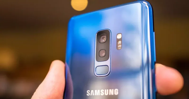 Samsung, çok konuşulan özelliği geri getiriyor! Türkiye de de satılması beklenen iPhone 18 Pro da da olacak