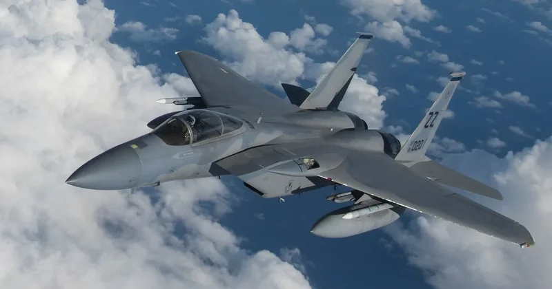 İran ın F 15 savaş uçağını düşürdüğü iddiası yalanlandı Sözcü Gazetesi