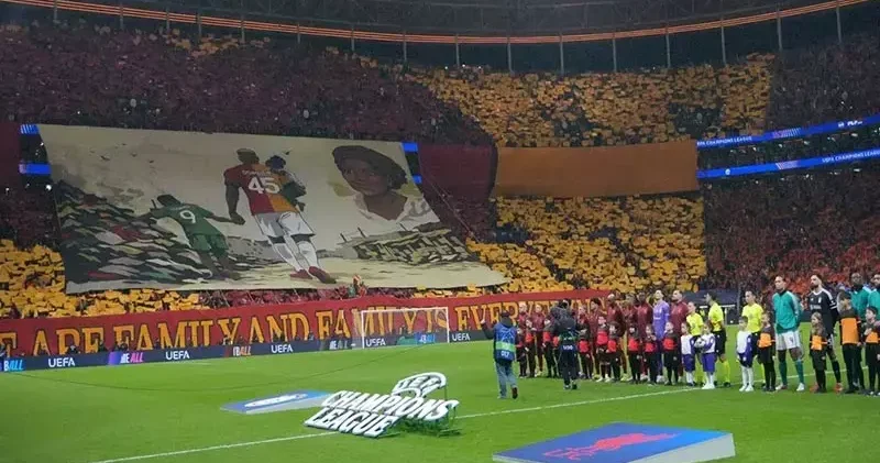 Osimhen den koreografi yorumu: Galatasaray taraftarıyla bir aileyiz