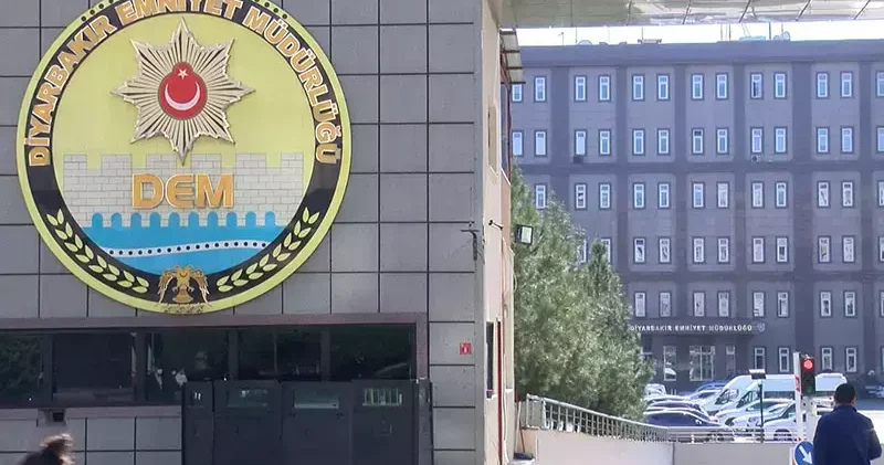 Kaçarken motosikleti ile 2 polisin yaralanmasına neden olan sürücü tutuklandı