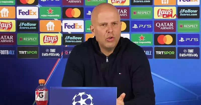 Arne Slot: Evimizde oynayacağımız maçta taraftarımızın da desteğiyle galibiyeti alacağımızı düşünüyorum