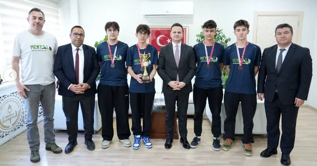 Türkiye üçüncüsü tenisçilerden İl ve İlçe Milli Eğitim Müdürlerine ziyaret Muğla Haberleri