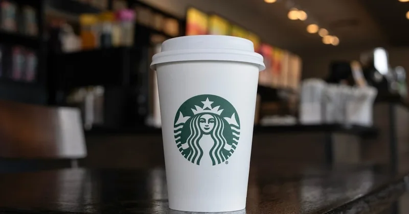 Starbucks ın kurucusundan vergi açıklaması: Yasanın geçtiği gün taşındım Sözcü Gazetesi