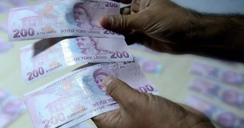 Sokakta sinsi tuzak! 200 TL görünümlü yasadışı bahis reklamları: QR kod da var Sözcü Gazetesi