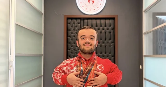 Avrupa ikincisi sporcuya görkemli karşılama Kayseri Haberleri