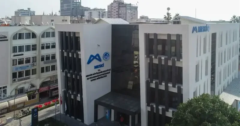 Mersin Büyükşehir Belediyesi hangi partide? Mersin Büyükşehir Belediye başkanı kim? Vahap Seçer gözaltında mı? Son Dakika Haberleri