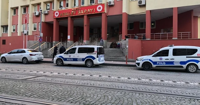 Duruşmada cinsel istismarla suçladığı kişiyi, adliye önünde öldürdü Kocaeli Haberleri