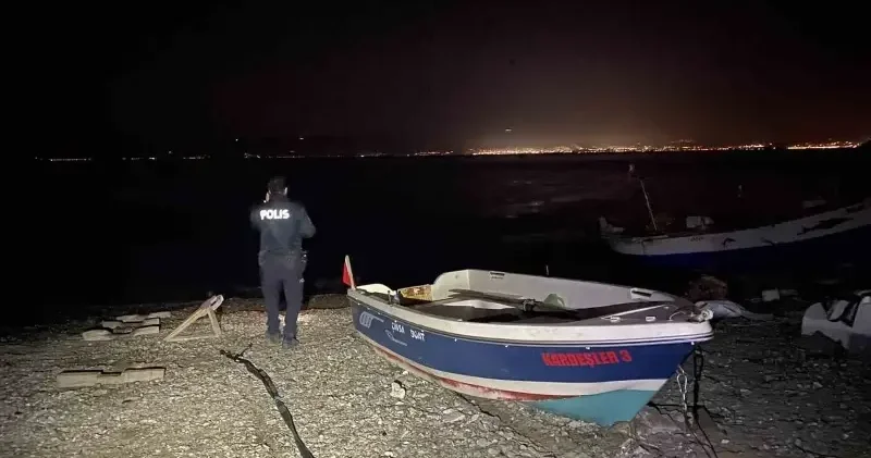 Mudanya’da balık tutarken kayıkları battı: Baba oğul yüzerek kurtuldu Bursa Haberleri