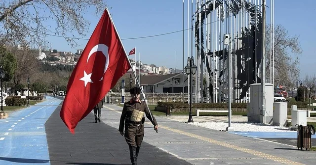 Şehitler için 8 yıldır İstanbul dan Çanakkale ye yürüyor Tekirdağ Haberleri