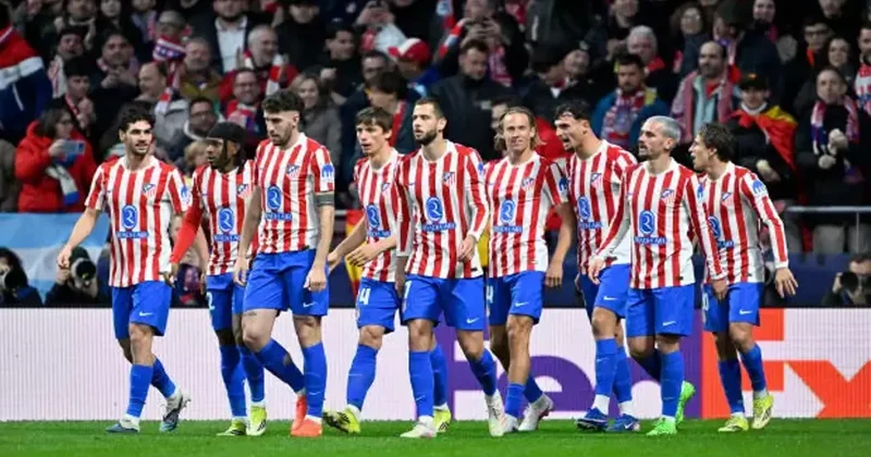 G.Saray ın eski hocasına büyük şok! 3 gol yiyince 17 de kaleciyi değiştirdi: 5 2 kaybetti