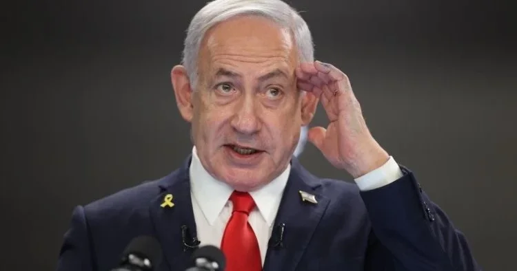 Mühürlü zarfla mahkemeye verildi... Netanyahu’dan yeniden başlayacak yolsuzluk davasıyla ilgili talep