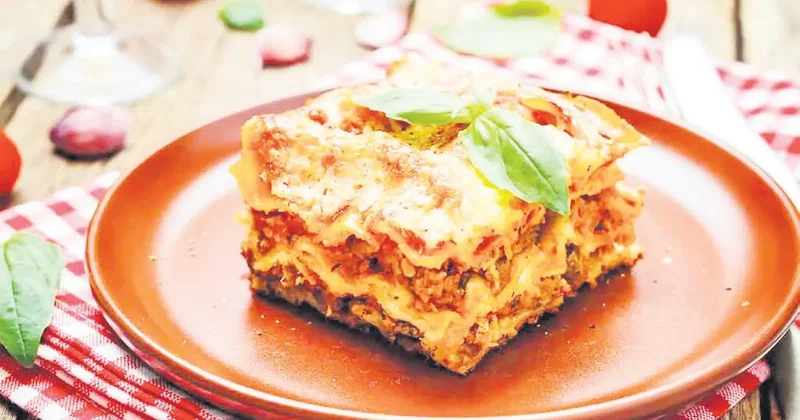 İDİL AÇIKALIN Mükemmel lazanya nasıl yapılır?