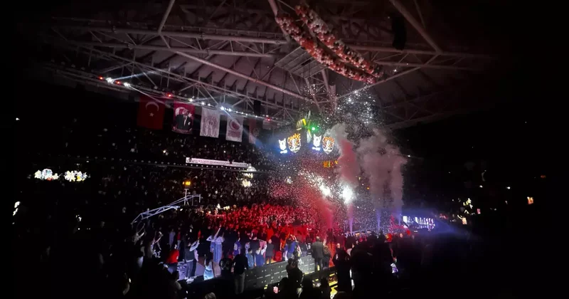 Türk basketbolu Avrupa’yı sallıyor: 5 kupada şampiyonluk ihtimali