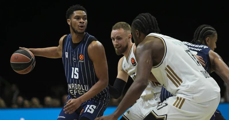 Dubai Basketbol: 69 Anadolu Efes: 85 MAÇ SONUCU Basketbol Haberleri