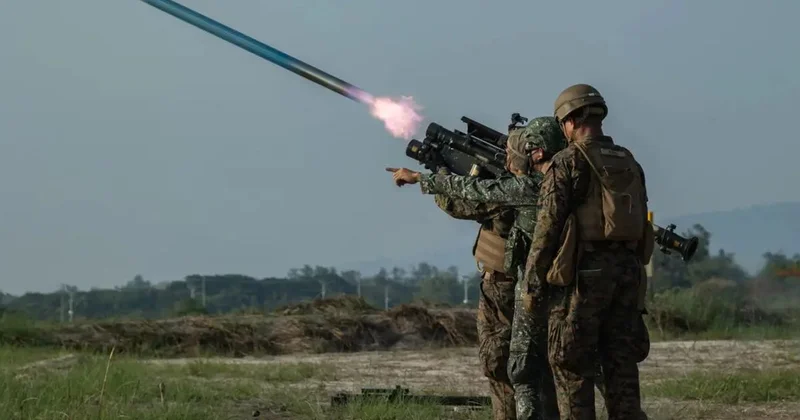 Müzakere masası kurulmadan savaş yığınağı! Çin