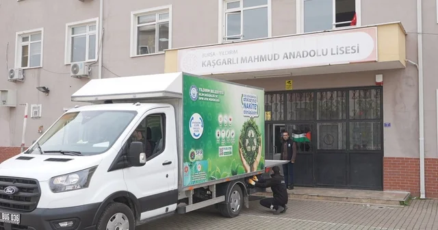 Yıldırım da plastiğe fren: 31 okula arıtma, 32 bin öğrenciye matara Bursa Haberleri