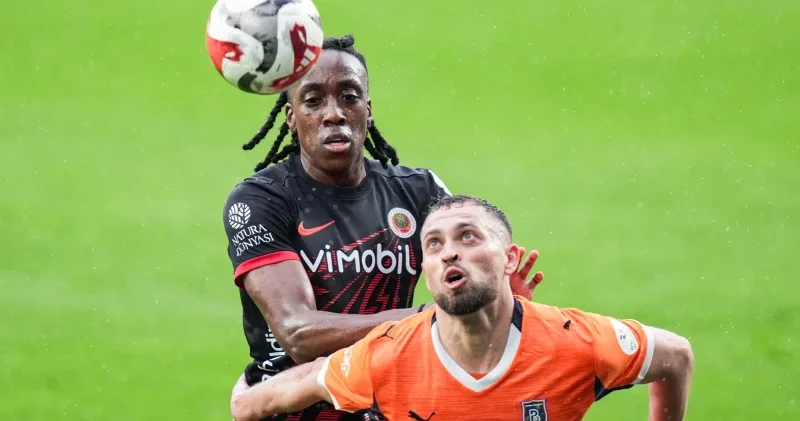 Başakşehir ilk yarıdan fişi çekti: Gençlerbirliği ni mağlup etti ÖZET Futbol Haberleri